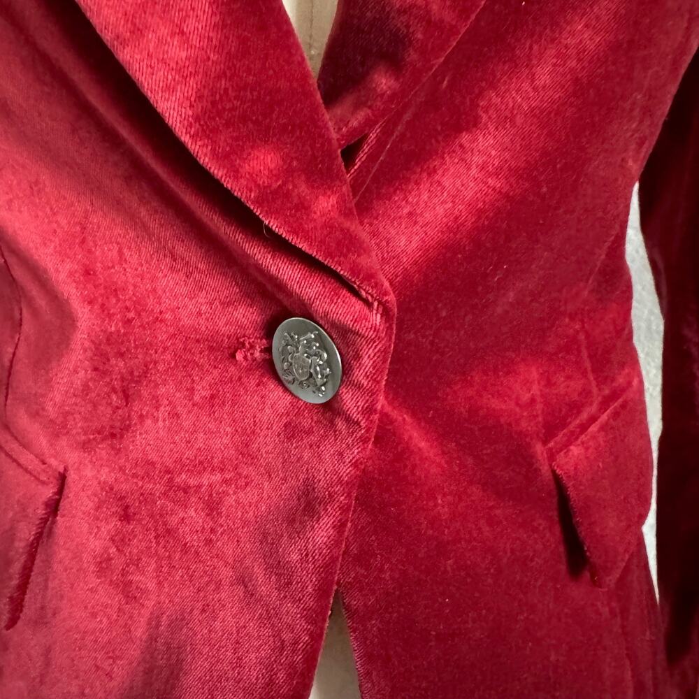 White House Black Market | Pre-Loved Red Velvet Blazer Size 00 - Picture 5 of 8